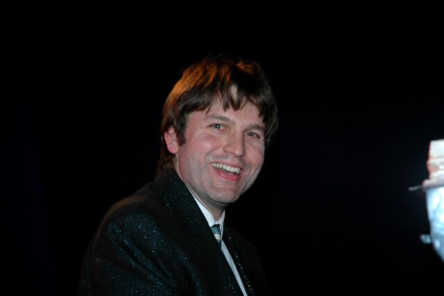 min 2005 04 06 ray 242